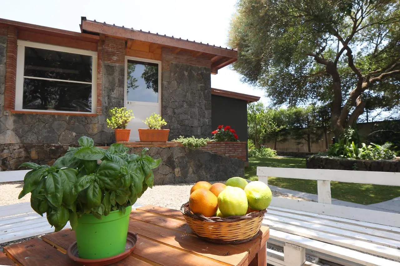 Casa Delle Foglie Villa San Giovanni La Punta